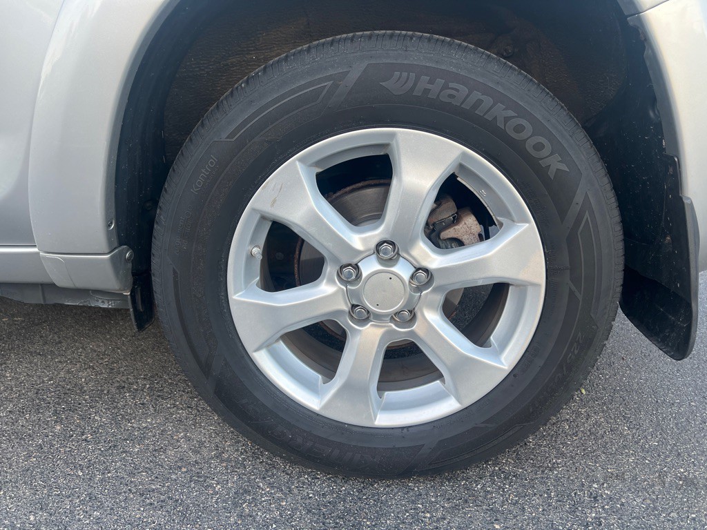 2012 Toyota Rav4 Image 33