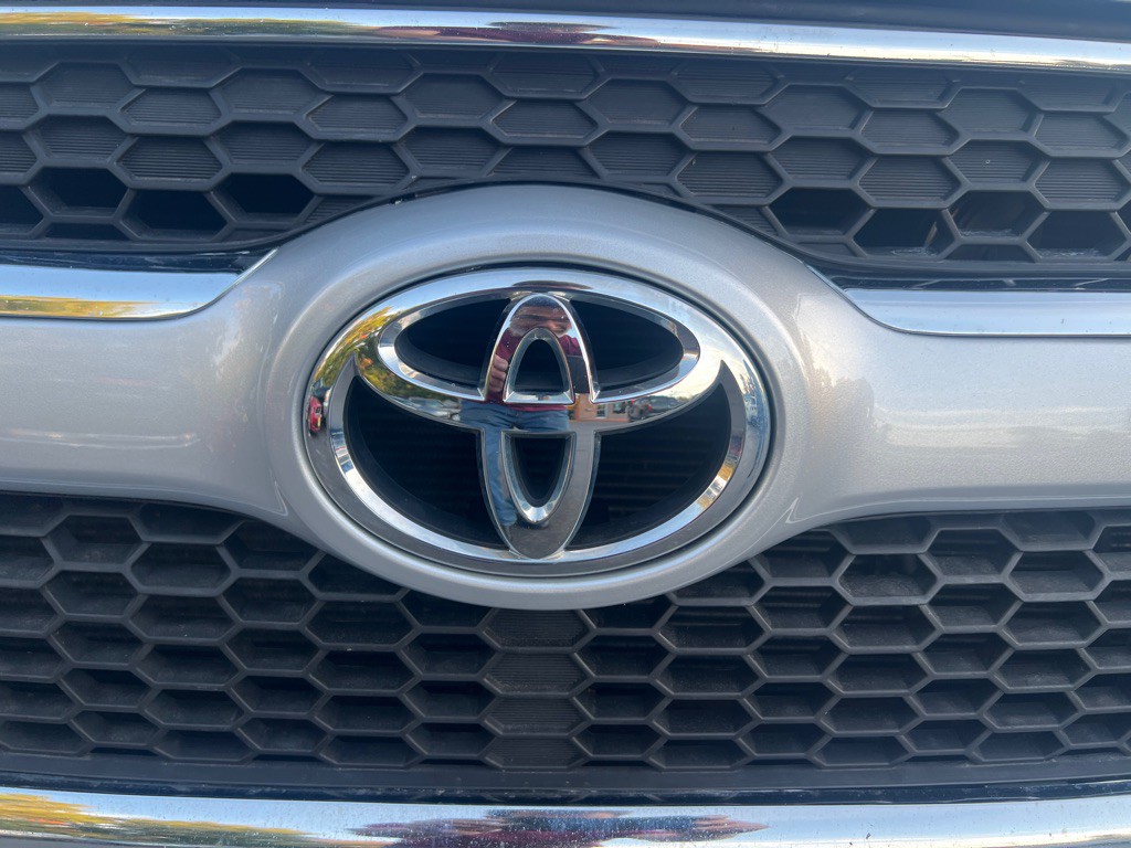 2012 Toyota Rav4 Image 36