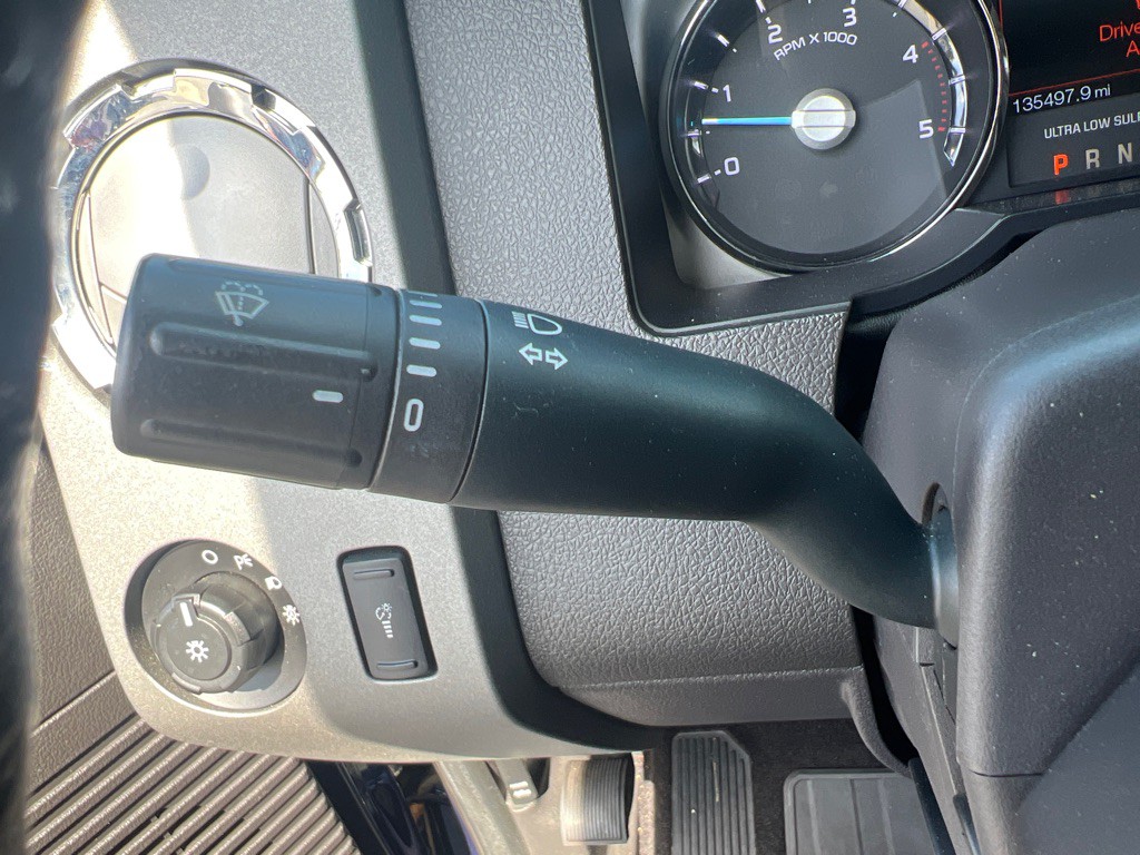 2012 Ford F-350 Image 21