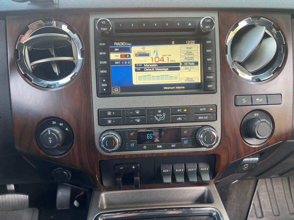 2012 Ford F-350 Image 30
