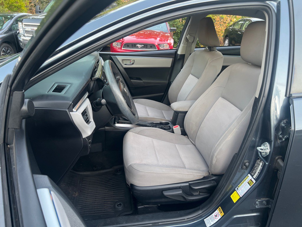 2014 Toyota Corolla Image 13