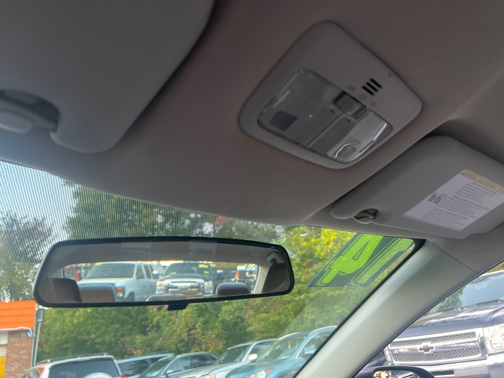 2014 Toyota Corolla Image 21