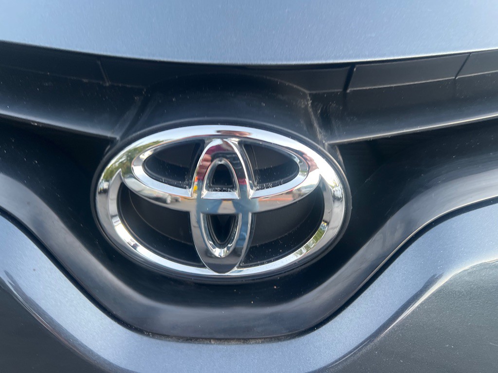 2014 Toyota Corolla Image 32