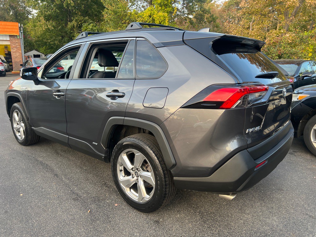 2021 Toyota Rav4 Image 3