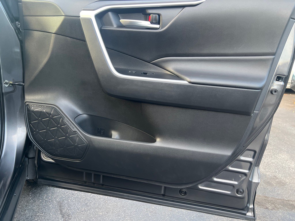 2021 Toyota Rav4 Image 13