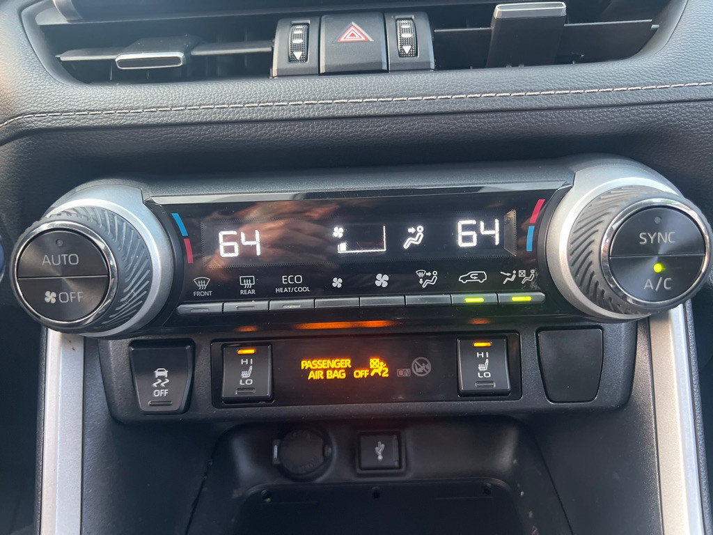 2021 Toyota Rav4 Image 32