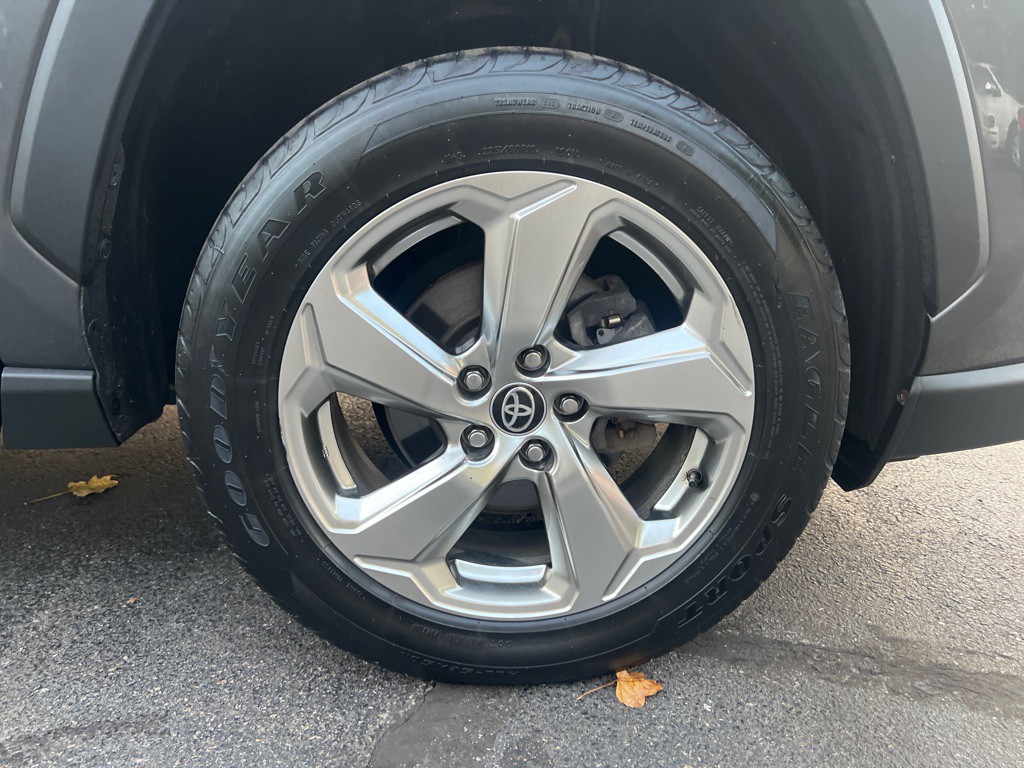 2021 Toyota Rav4 Image 39