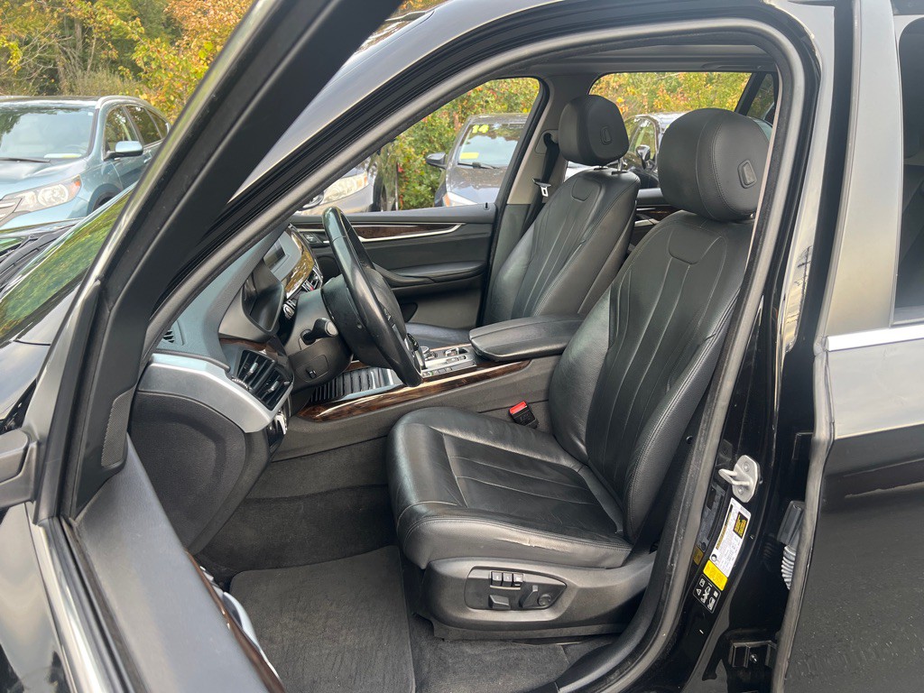 2015 BMW X5 Image 16