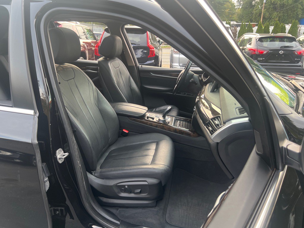 2015 BMW X5 Image 18