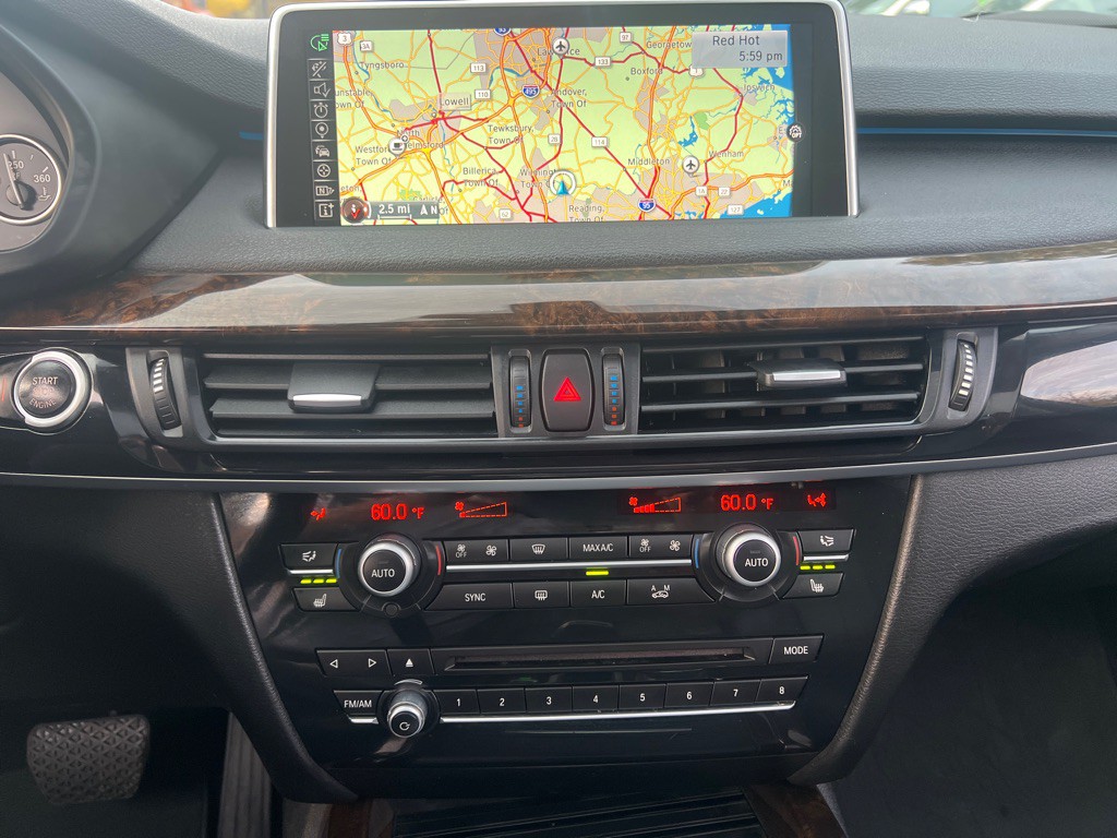 2015 BMW X5 Image 32
