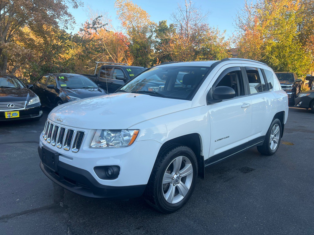 2013 Jeep Compass Image 1