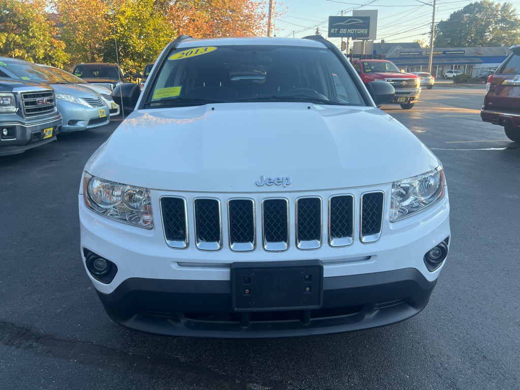 2013 Jeep Compass Image 9