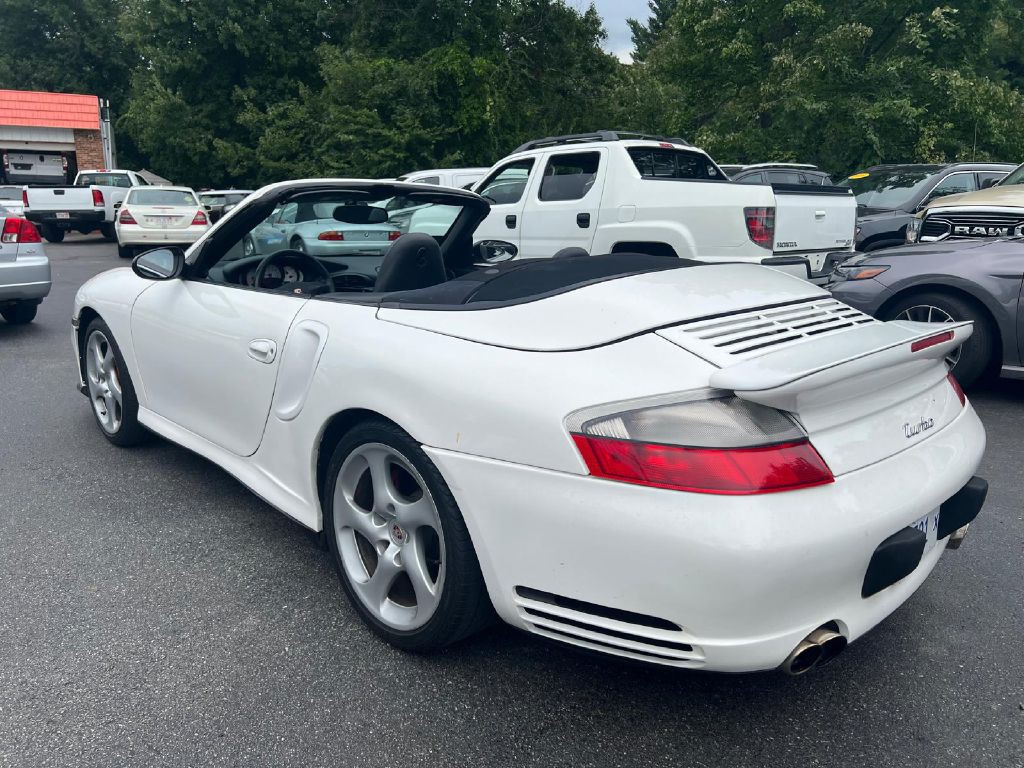 2004 Porsche 911 Image 5