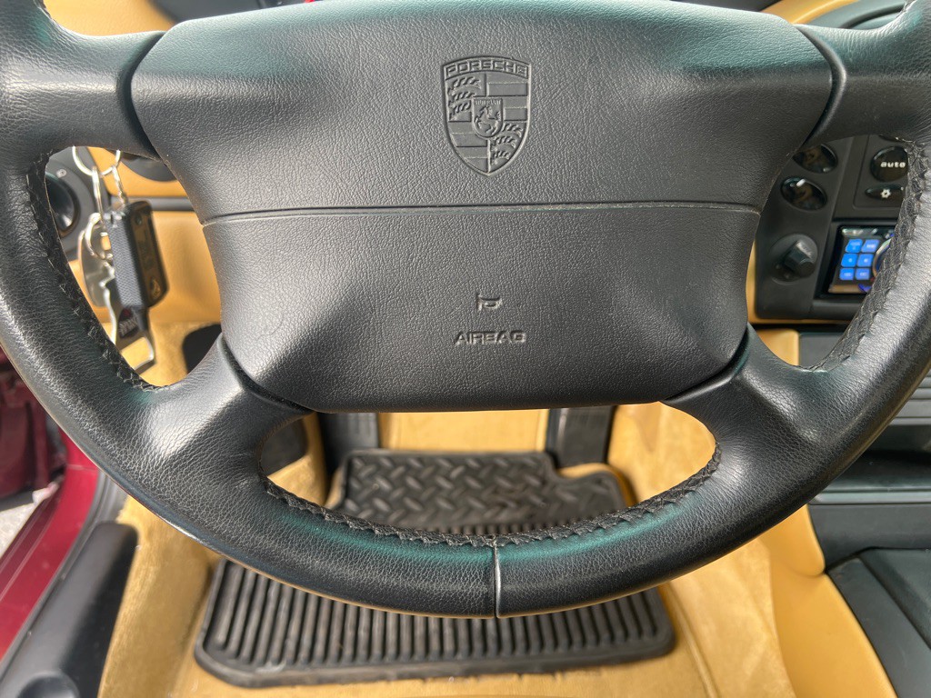 2000 Porsche Boxster Image 18