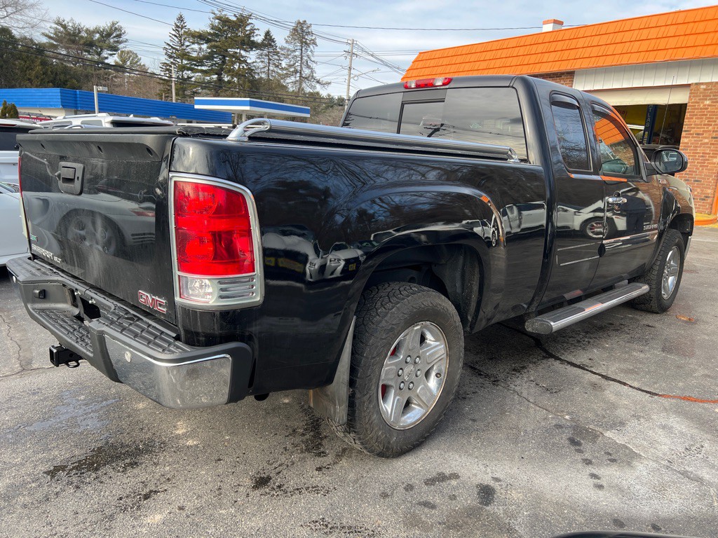 2010 GMC Sierra Image 8