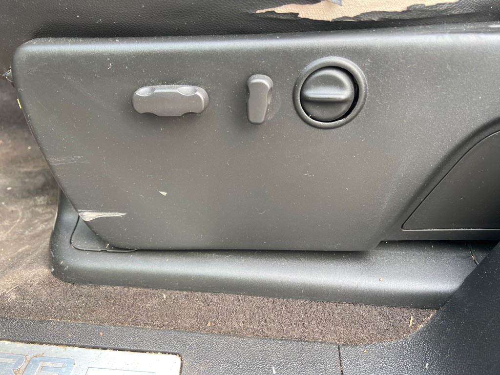 2010 GMC Sierra Image 16