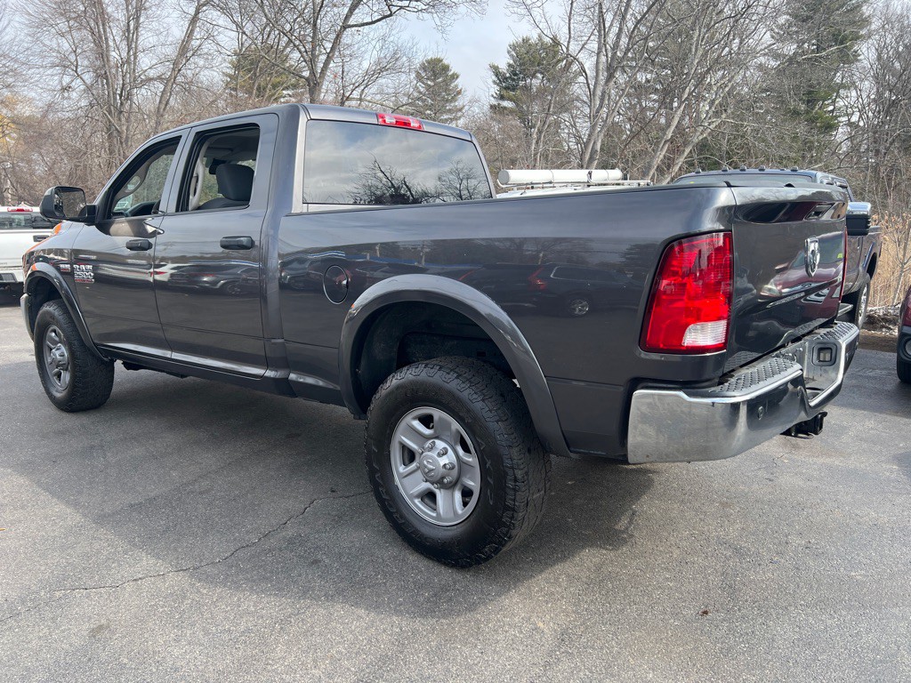 2014 RAM 2500 Image 3