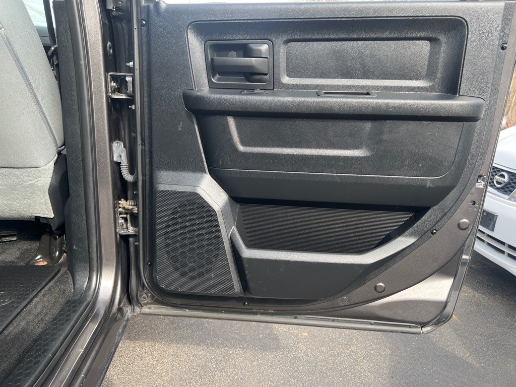 2014 RAM 2500 Image 12