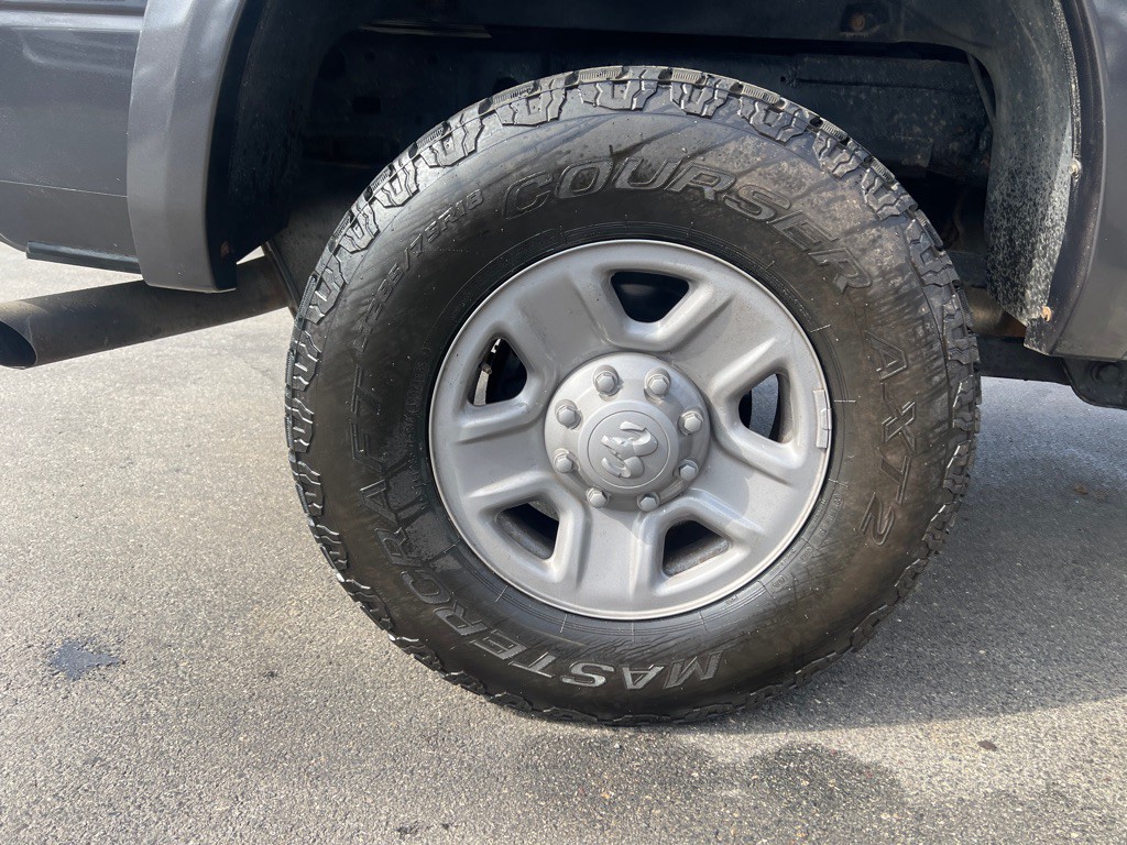 2014 RAM 2500 Image 32