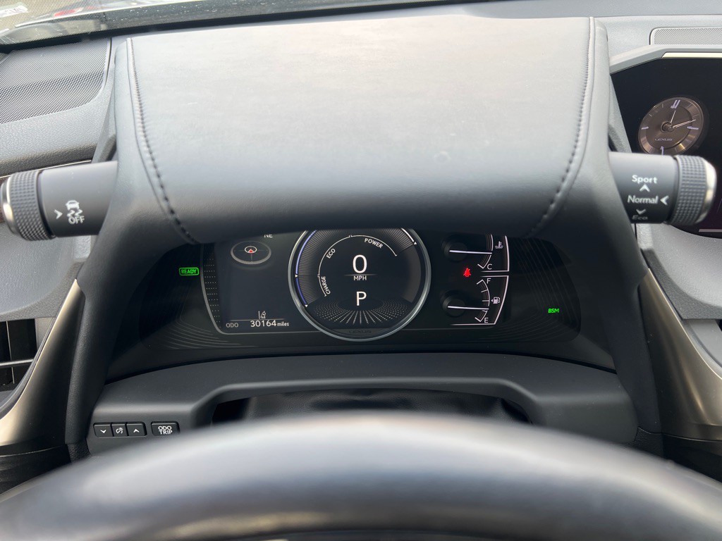 2019 Lexus ES 300 Image 32