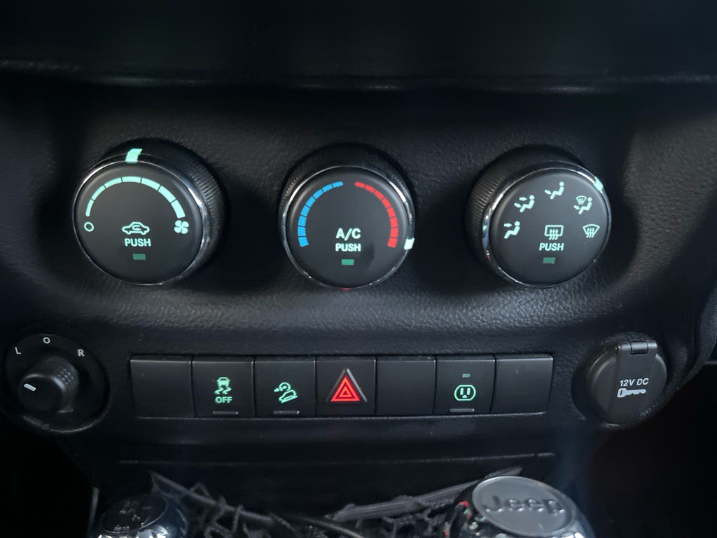 2016 Jeep Wrangler Unlimited Image 24