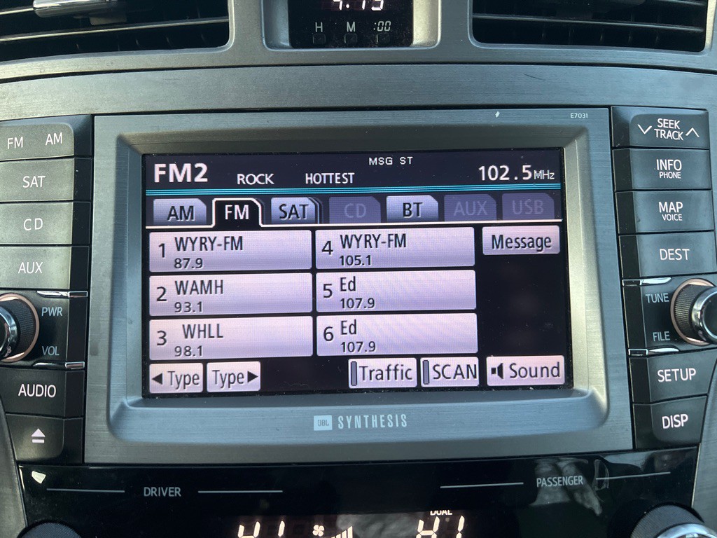 2012 Toyota Avalon Image 24