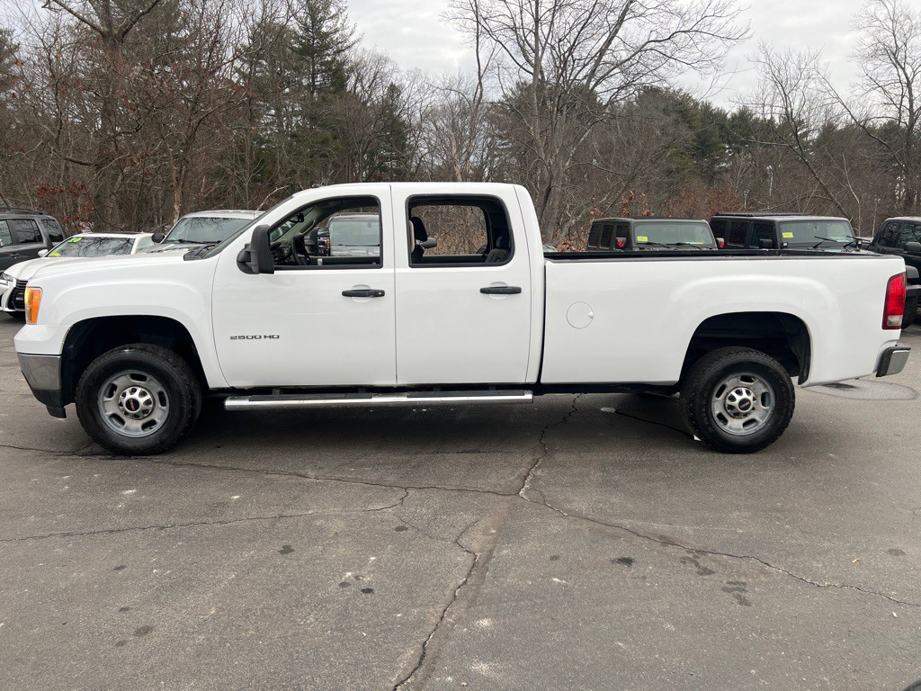 2013 GMC Sierra 2500 Image 2
