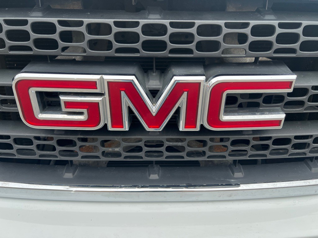 2013 GMC Sierra 2500 Image 34