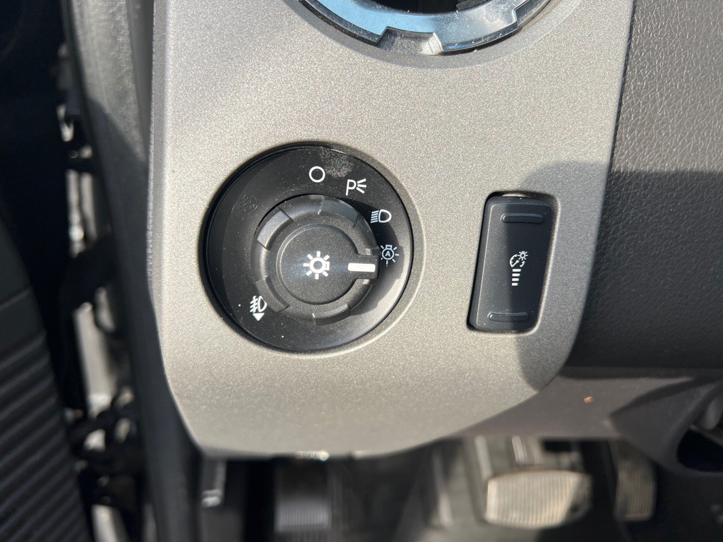 2012 Ford F-250 Image 19