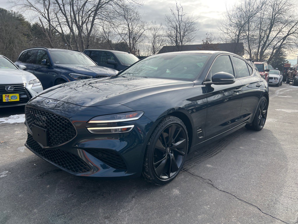 2023 Genesis G70 Image 1