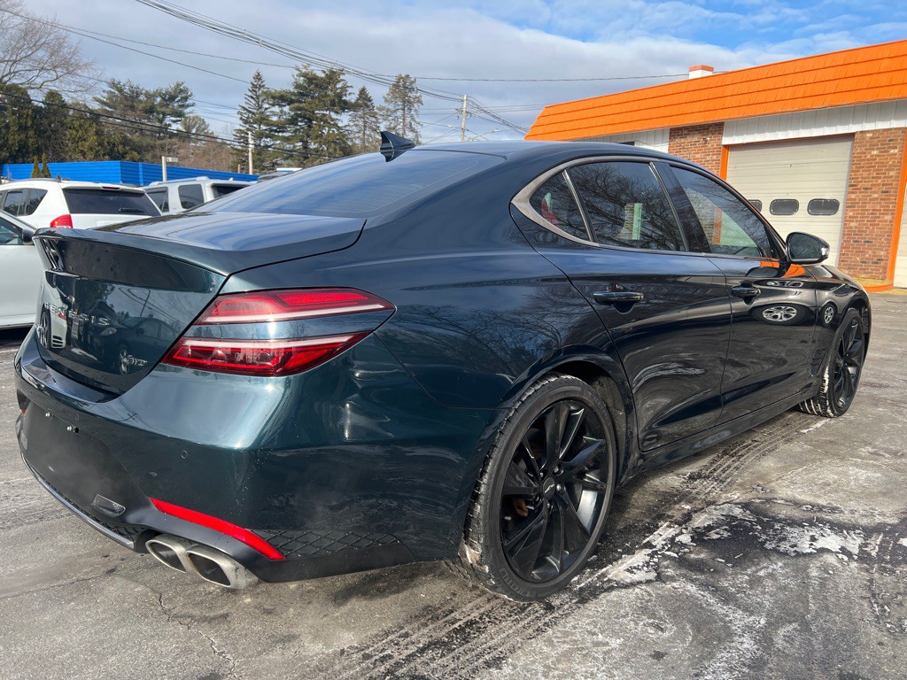 2023 Genesis G70 Image 7