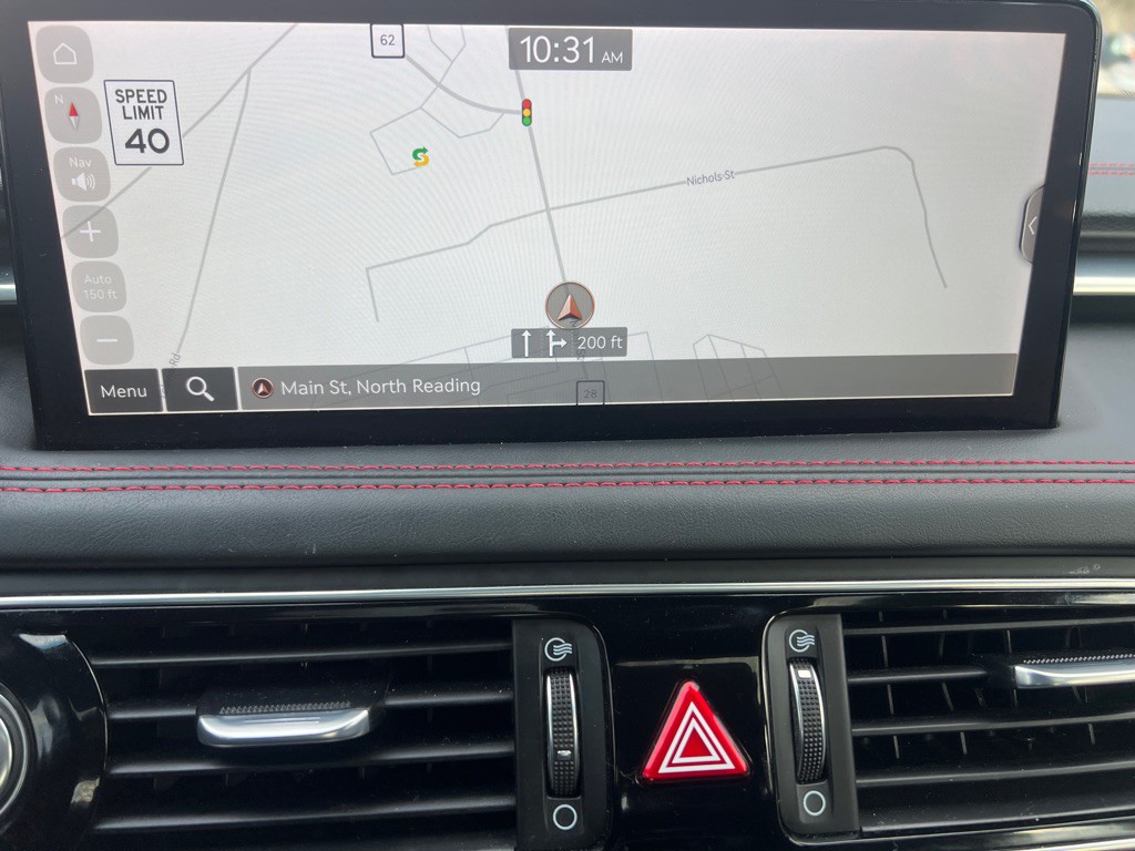 2023 Genesis G70 Image 23