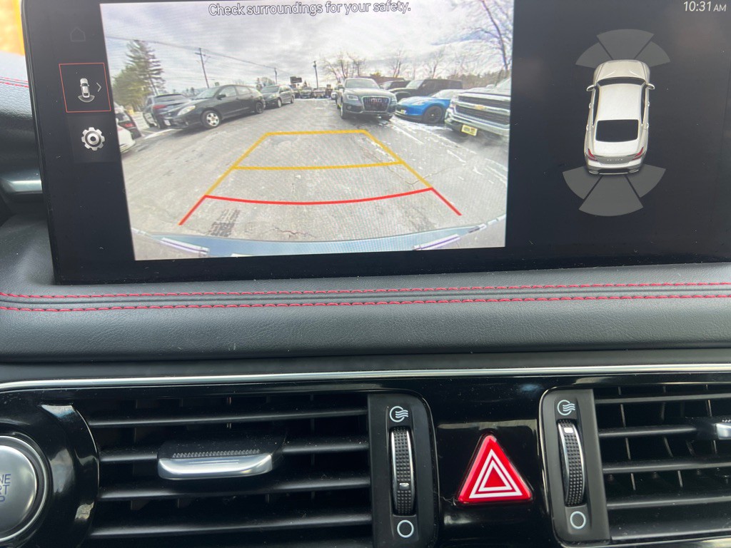 2023 Genesis G70 Image 24