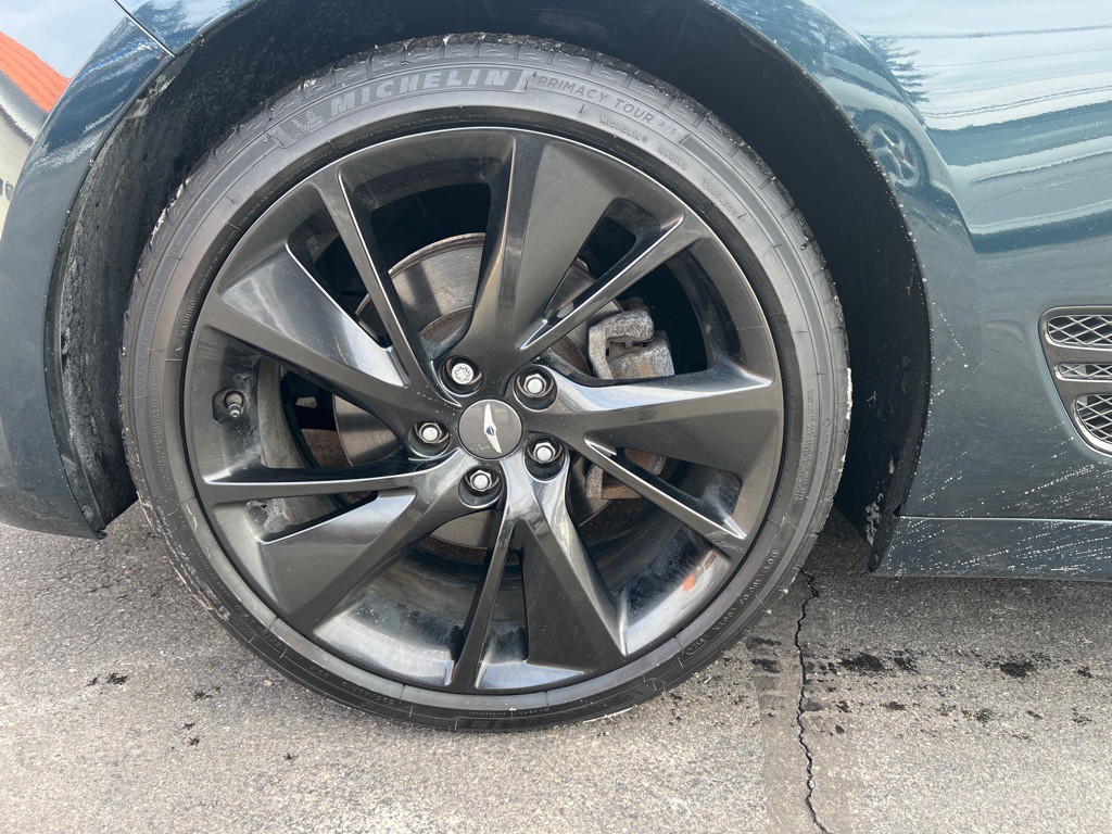 2023 Genesis G70 Image 33