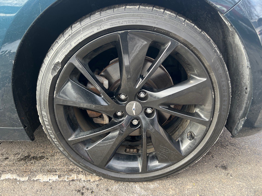 2023 Genesis G70 Image 35