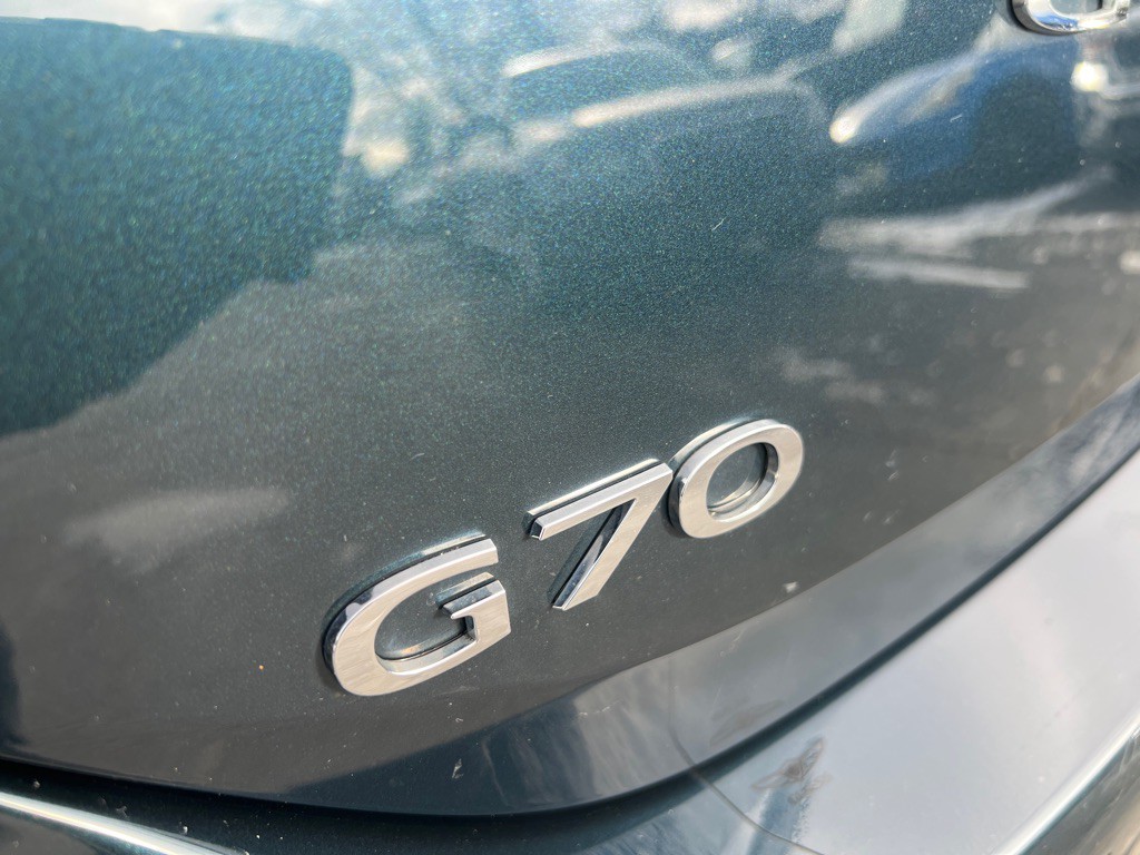 2023 Genesis G70 Image 40