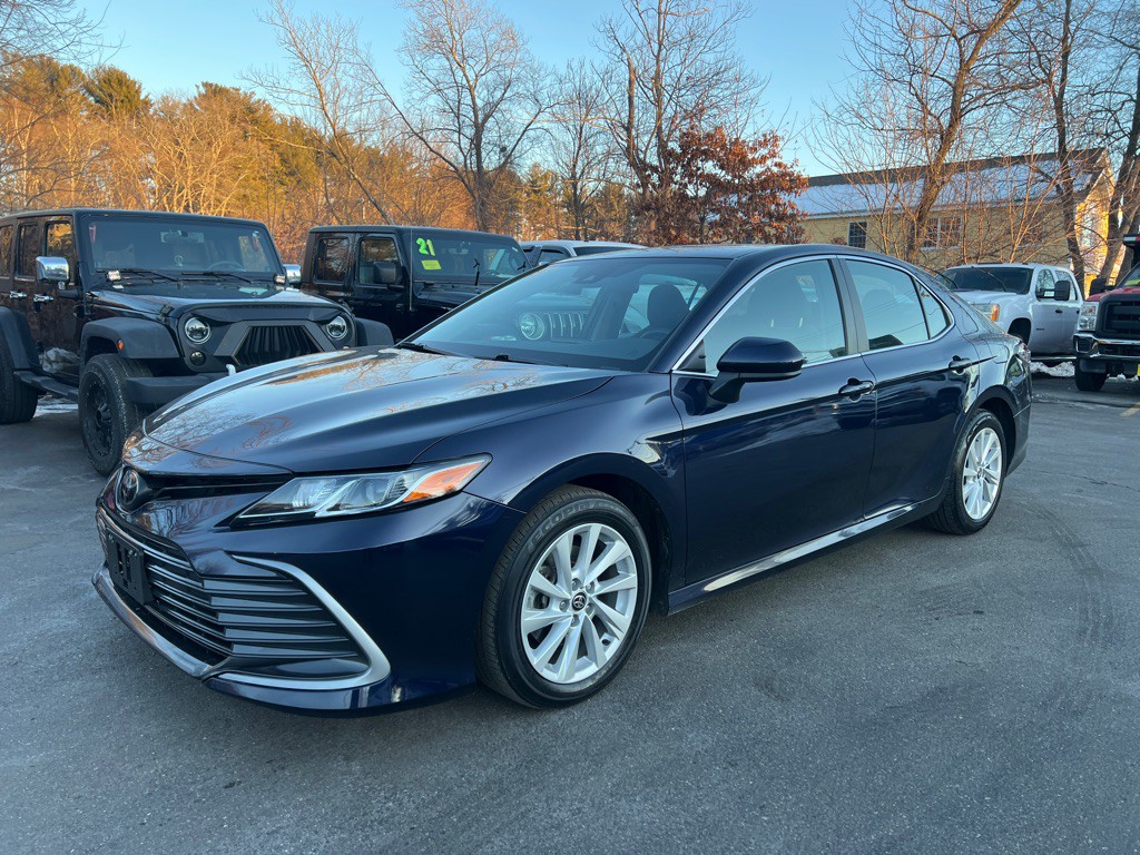 2022 Toyota Camry Image 1