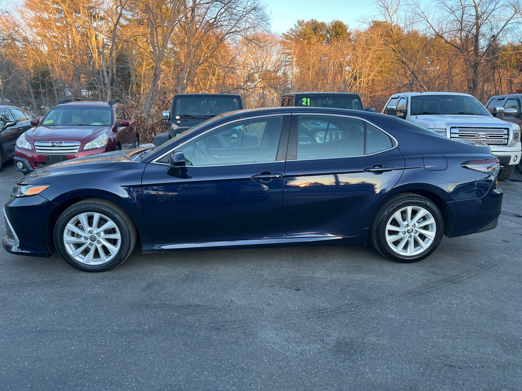 2022 Toyota Camry Image 2