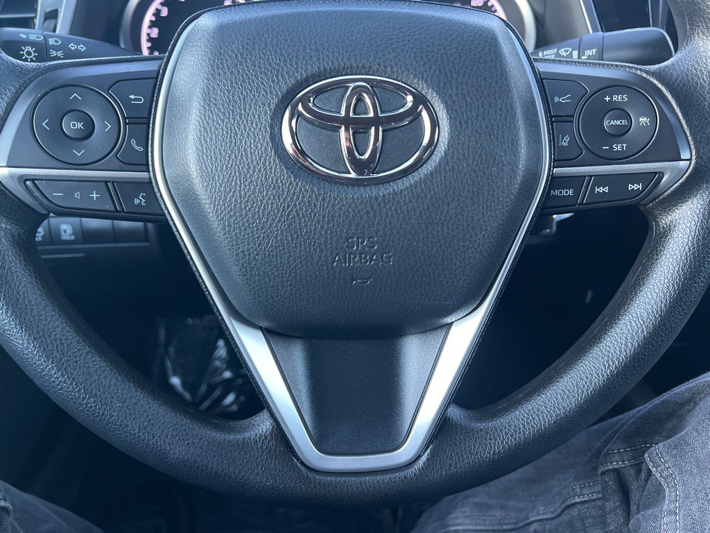 2022 Toyota Camry Image 18