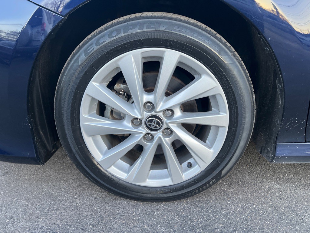 2022 Toyota Camry Image 30