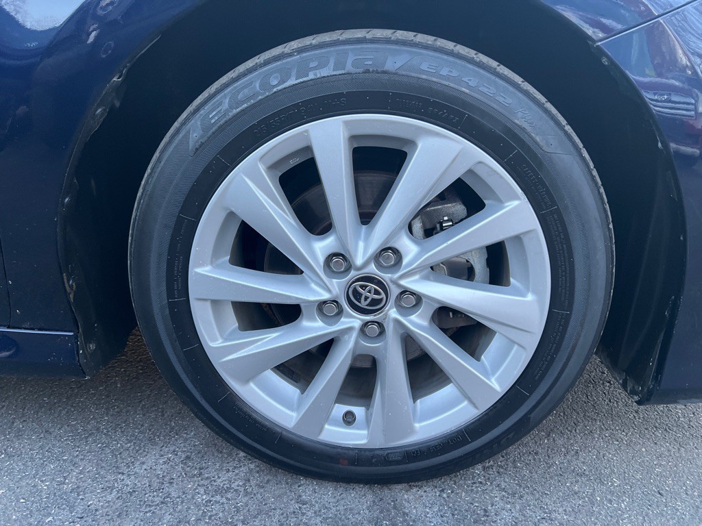 2022 Toyota Camry Image 32