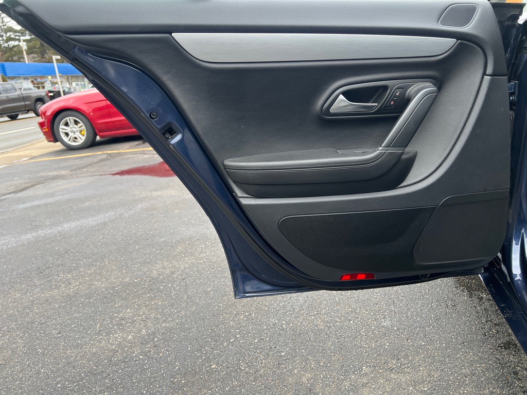 2013 Volkswagen CC Image 13