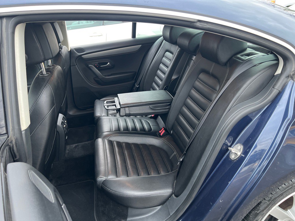 2013 Volkswagen CC Image 17