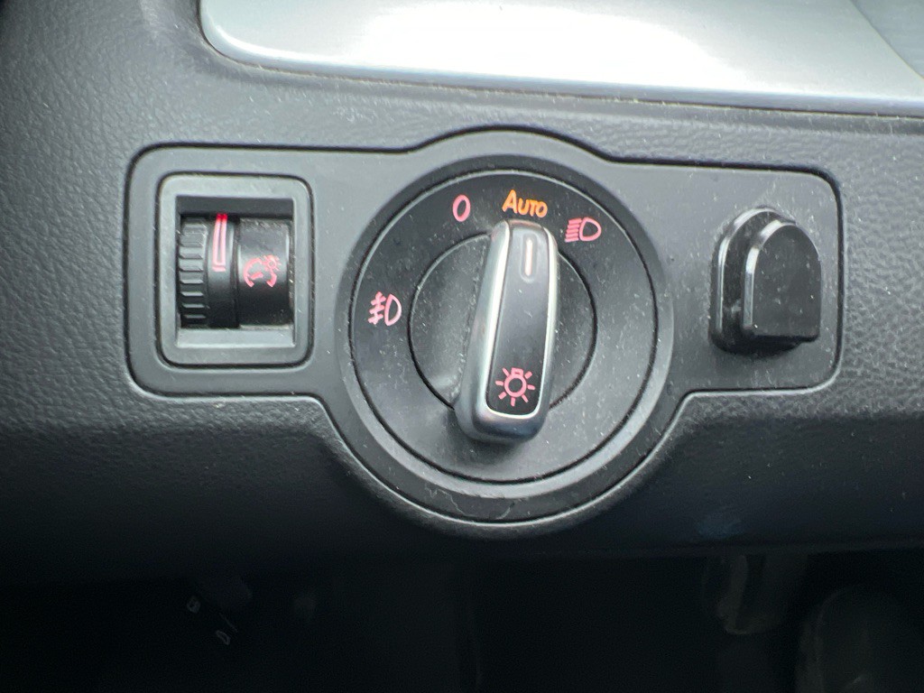 2013 Volkswagen CC Image 22