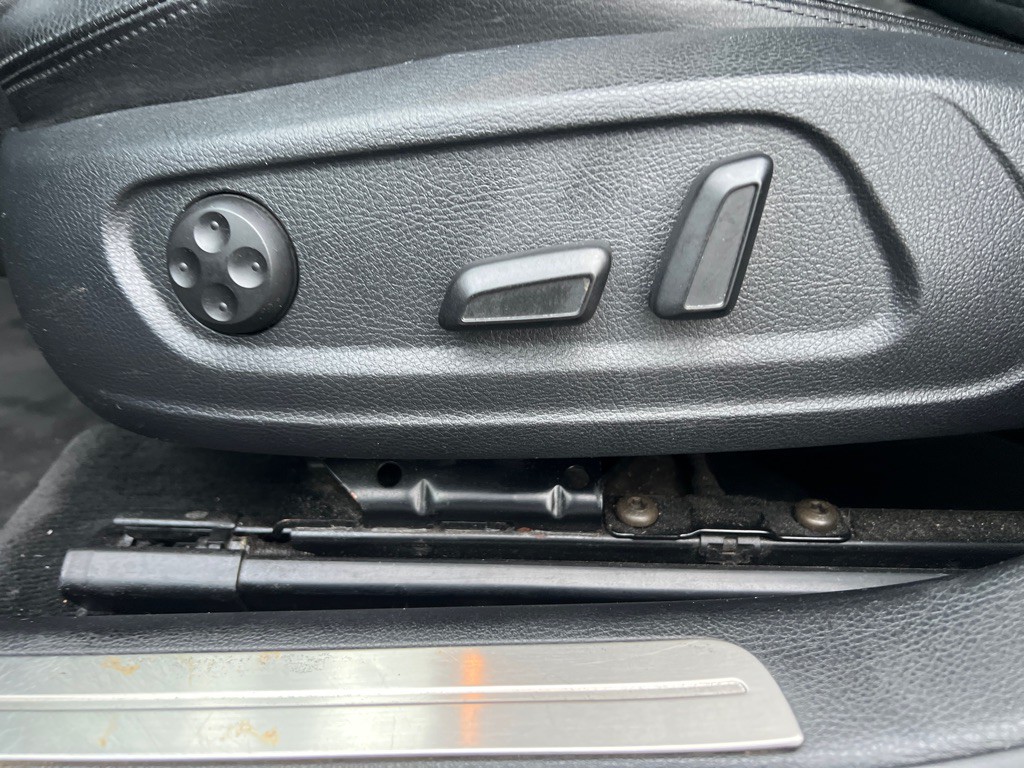 2013 Volkswagen CC Image 31