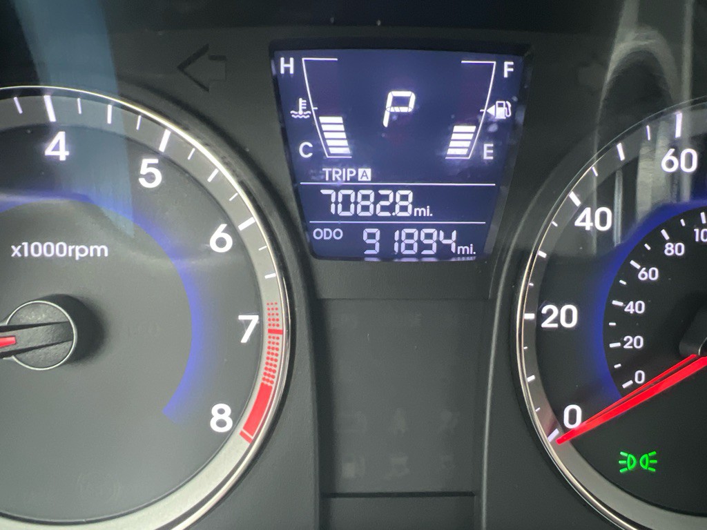 2013 Hyundai Accent Image 20