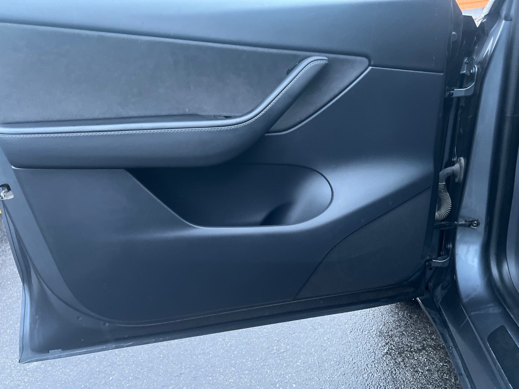 2020 Tesla Model Y Image 11