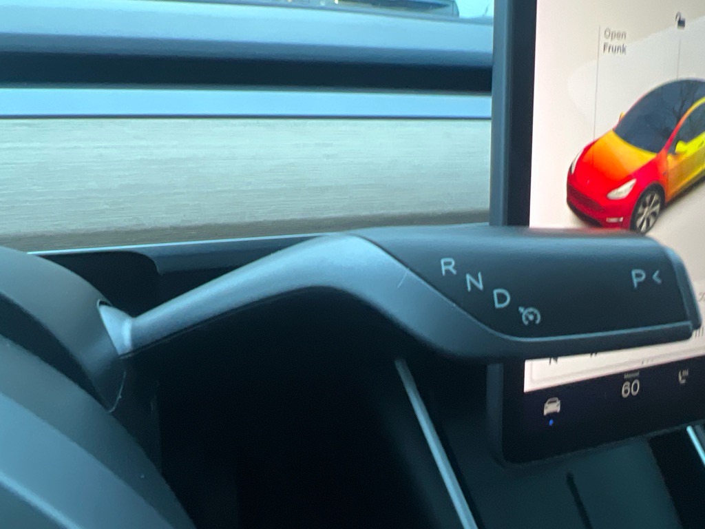 2020 Tesla Model Y Image 21