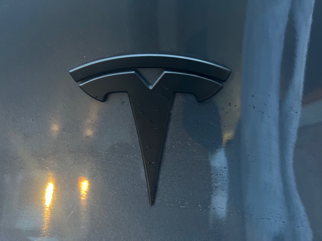 2020 Tesla Model Y Image 34