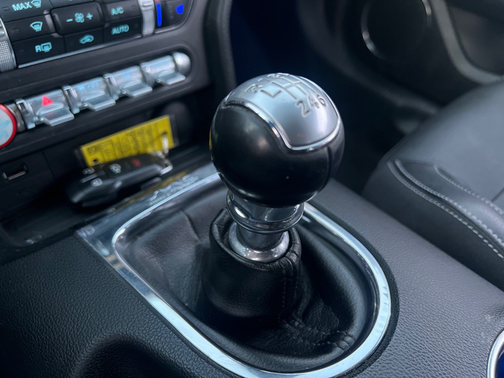 2015 Ford Mustang Image 20